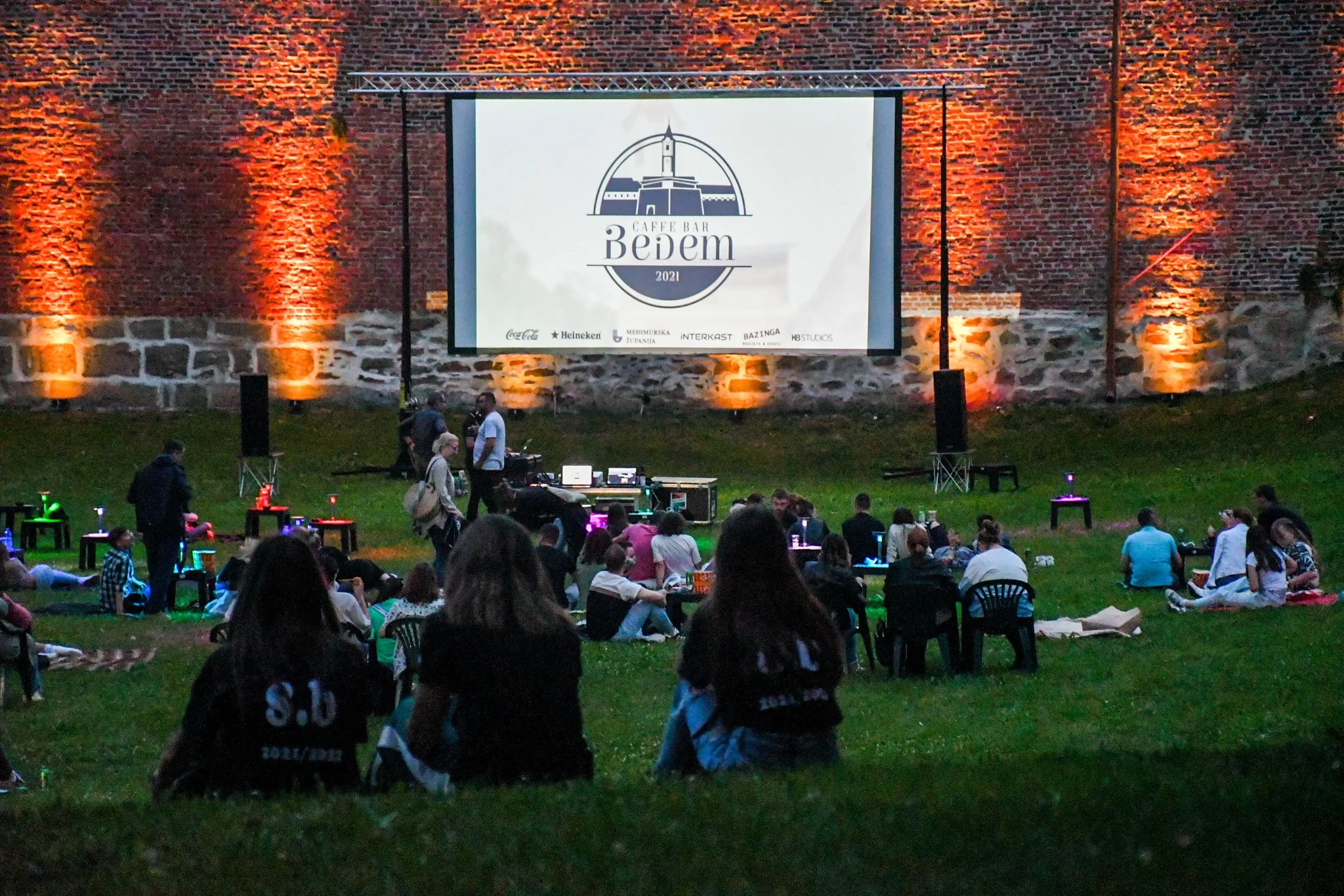 Pročitajte više o članku U srijedu 13. 07. 2022. u Ljetnom kinu pod Bedemom: Filmski mjuzikl Moulin Rouge